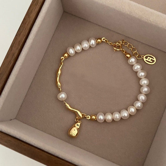 Pearl bracelet