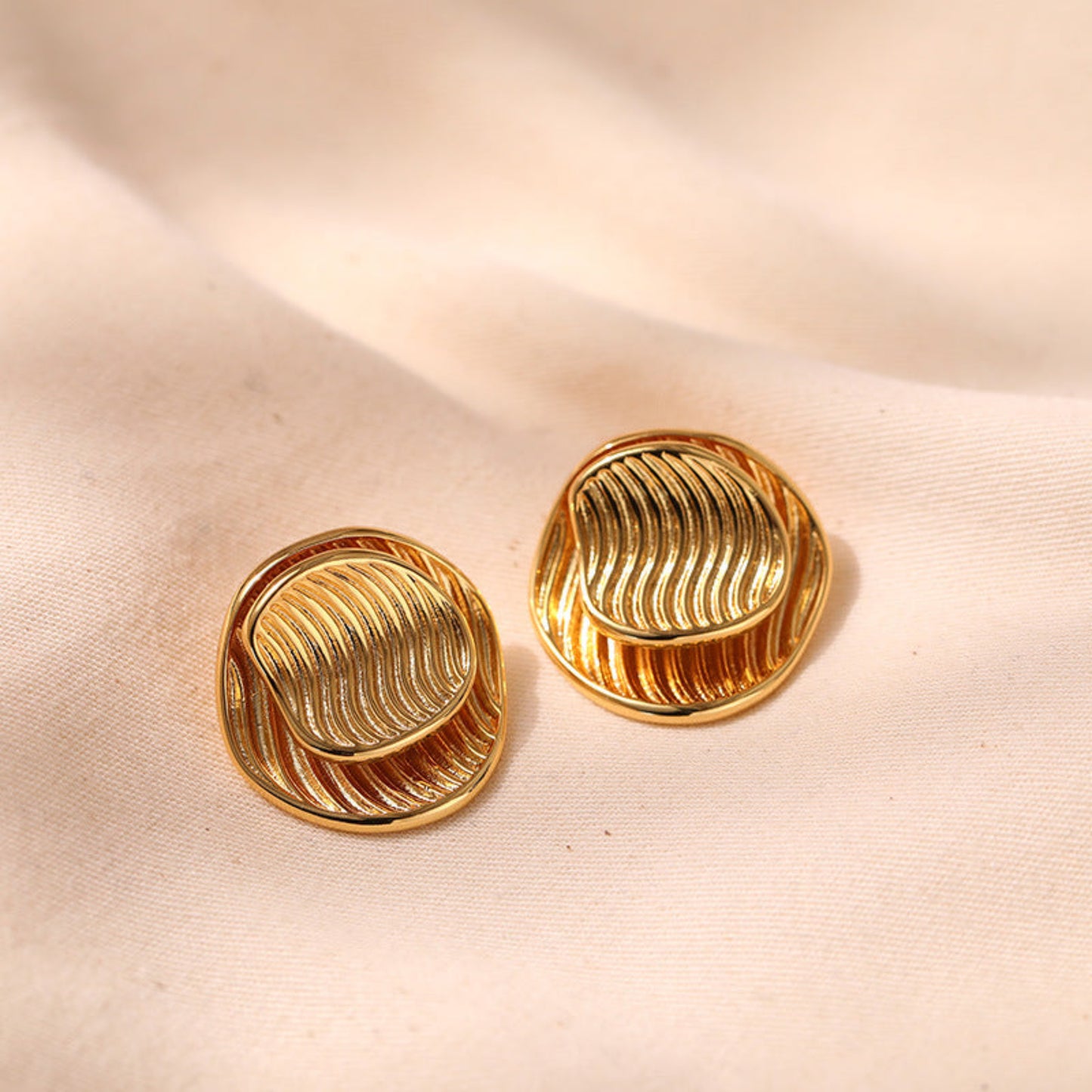 European style stud earring