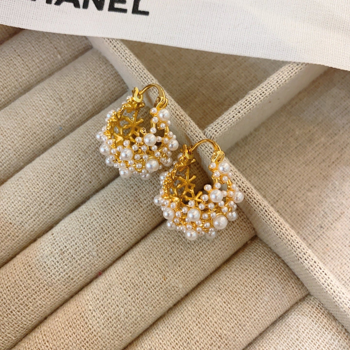 Flower basket earring