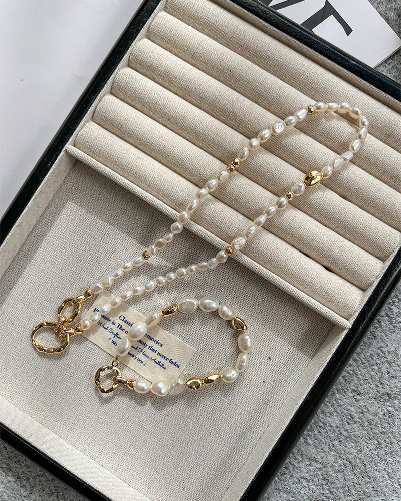 Retro pearl long necklace